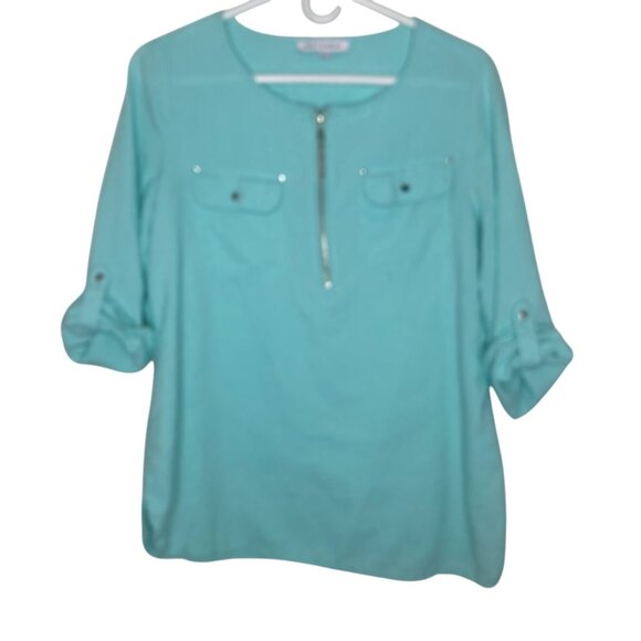 Emily Daniels Linen Blend Top Womens Size M Aqua Blue Roll Tab Sleeves Coastal B - Picture 1 of 13